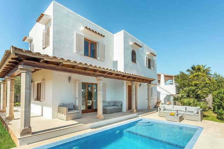 Finca mit Hund für 15 Personen, mit Terrasse und Garten sowie Pool, mit Haustier in Cala d'Or