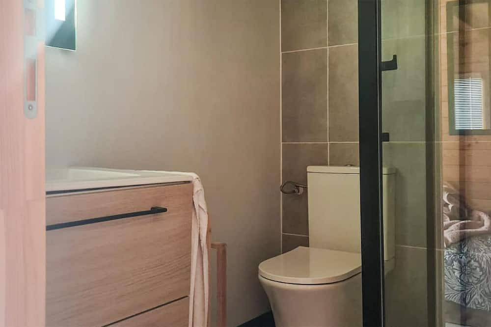 Lovely home in Le Luc with Wifi in Le Luc, Draguignan region