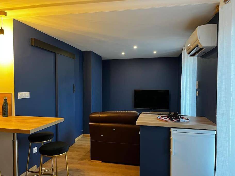 Appartement entier, One-Bedroom Apartment in Bourges, Région de Bourges