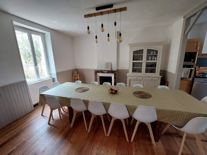 Gîte pour 15 personnes, avec jardin et terrasse dans Indre - 3