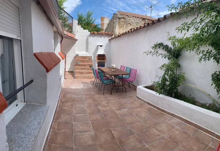 Apartamento para 9 personas, con jardín en La Moraña