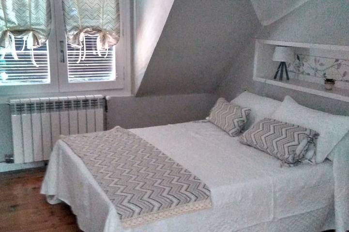 Location de vacances pour 6 personnes, avec terrasse et jardin à Sabiñánigo - 3