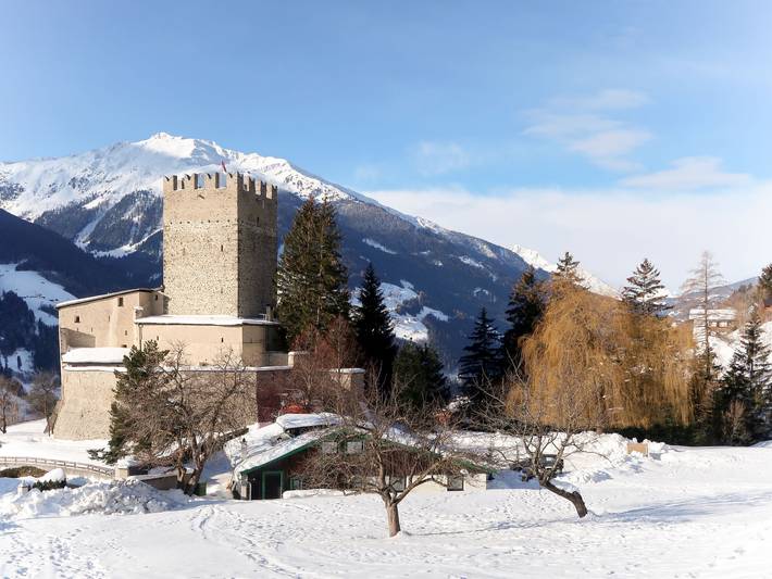 Ferienwohnung für 2 Personen, mit Garten und Ausblick sowie Sauna in Tiroler Oberland