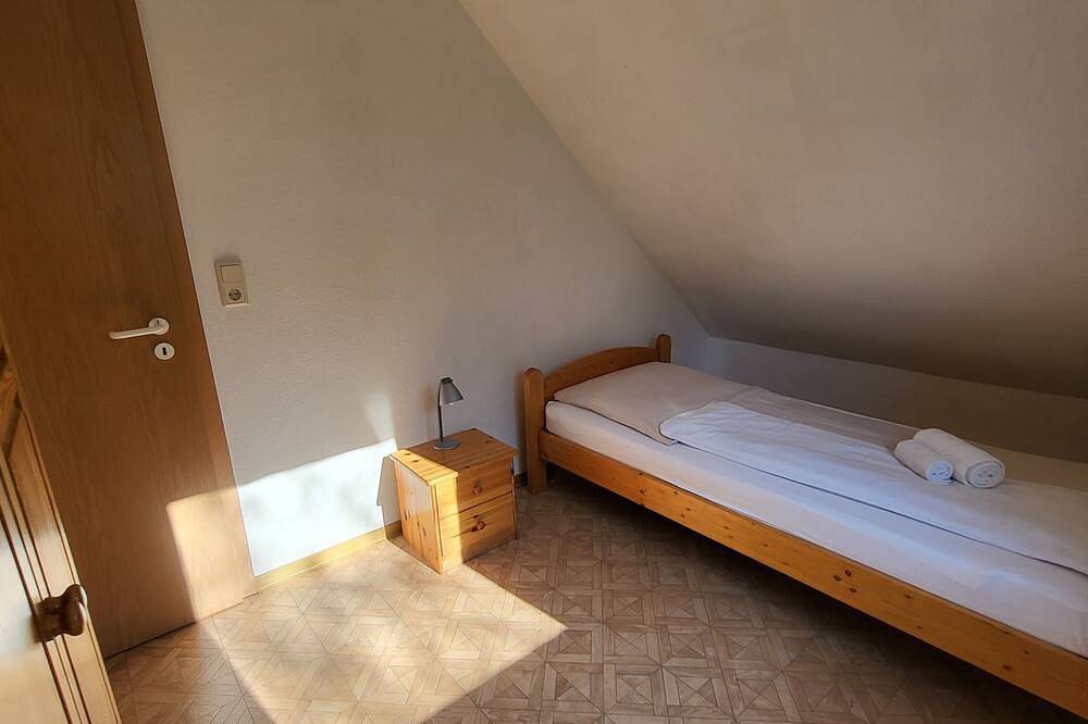 Freistehendes Ferienhaus mit Garten & Terrasse für 4 Personen in Papenburg, Emsland