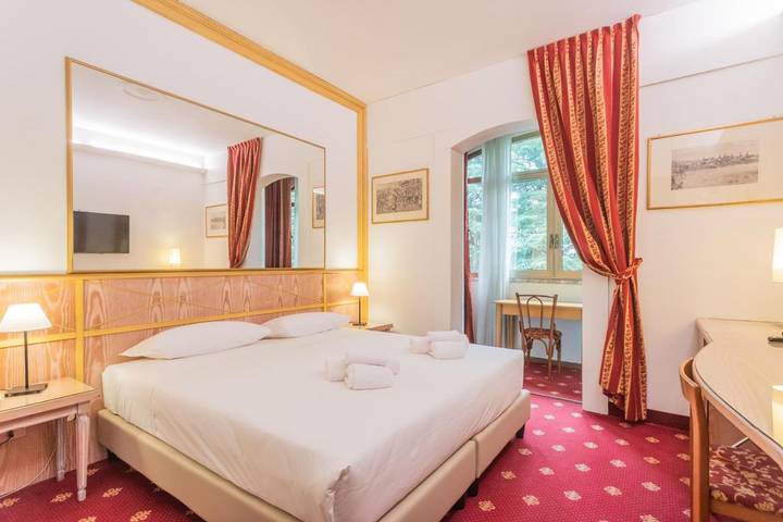 Hôtel pour 5 personnes, avec jardin