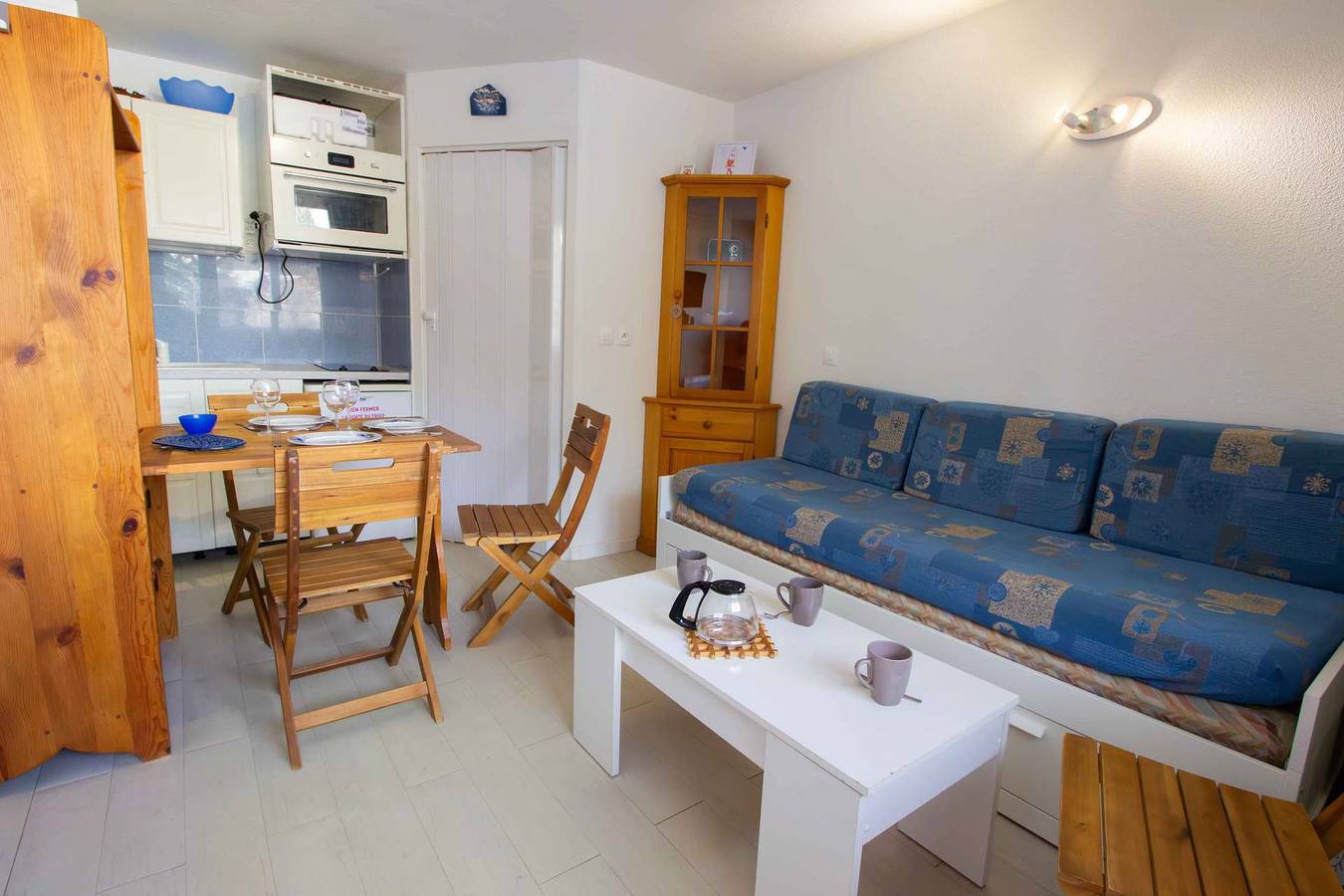 Estudio entero, Spectacular view of the Vanoise massif and close to all shops in Valfréjus, Modane