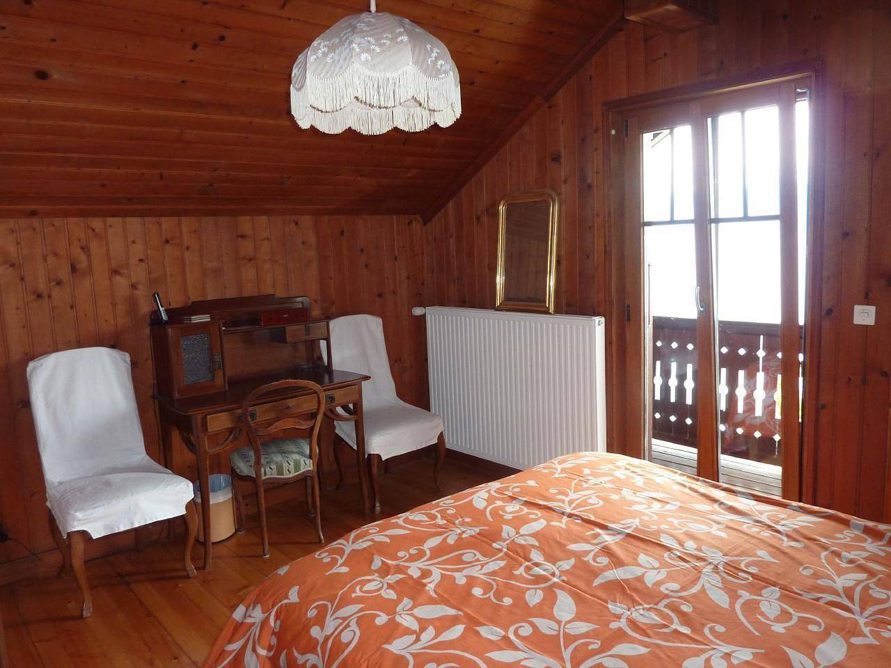 Appartement de vacances entier, Chalet au bord du lac à St-Prex in Saint-Prex, Lac Léman