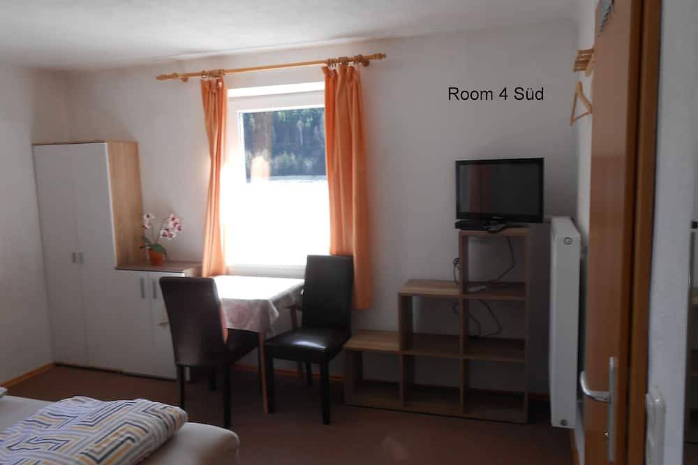 Ferienhaus mit grossen Platzangebot ca400m² für 10--21 Personen mit Outorbereich in Hollersbach im Pinzgau, Pinzgau