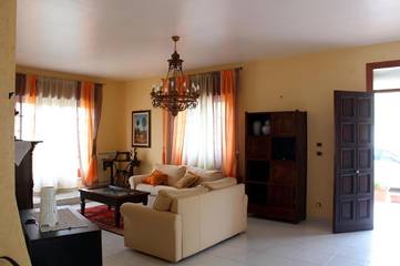 Chambre d’hôte pour 2 personnes, avec terrasse ainsi que vue et jardin, animaux acceptés à Corleone