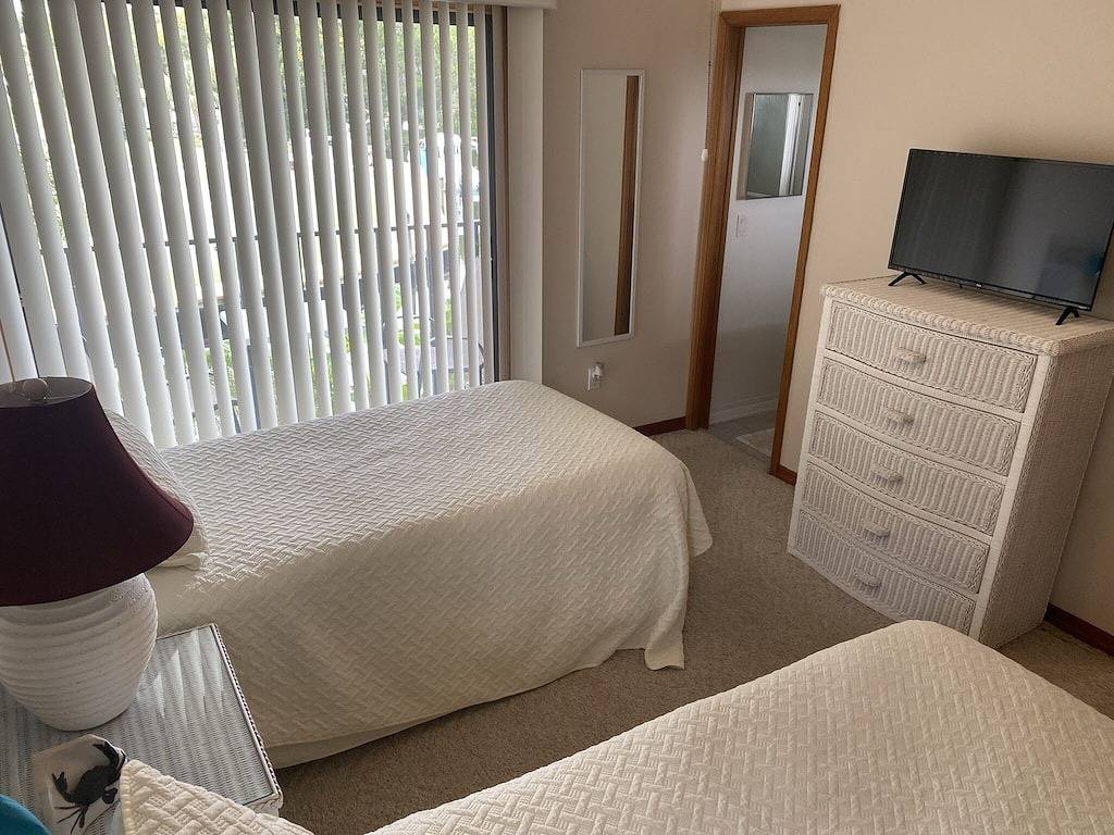 2,2 Stilted House on private peninsula. Renovated June '23. in Homosassa, Citrus County