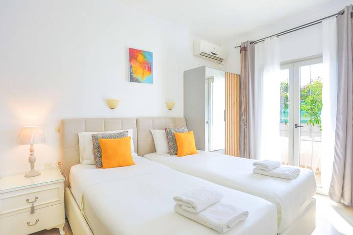 Ferienwohnung für 3 Personen, mit Balkon und Terrasse sowie Garten auf Korfu - 2