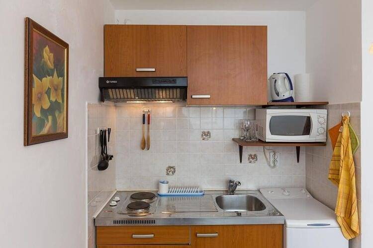 Cijeli apartman, Apartments Milanović - Superior Studio Apartment with Terrace and Garden View in Cavtat, Cavtat (Dalmacija)