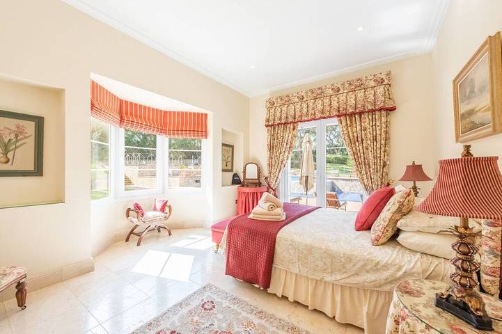 Finca für 12 Personen, mit Balkon und Whirlpool sowie Garten in San Roque - 2