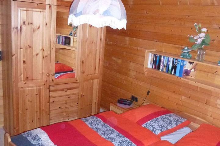 Ferienhaus für 3 Personen, mit Terrasse und Garten in Wiefelstede - 3