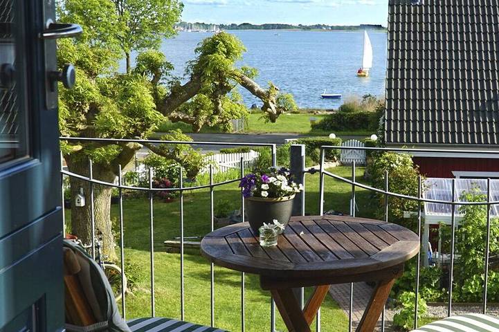 Ferienwohnung für 4 Personen, mit Balkon und Garten in Hasselberg