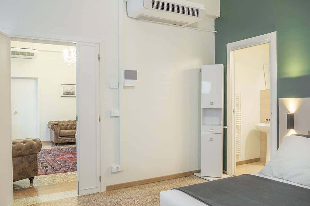 Camera 2 - Grand Canal Suites by Wonderful Italy in Venice, Venice Province