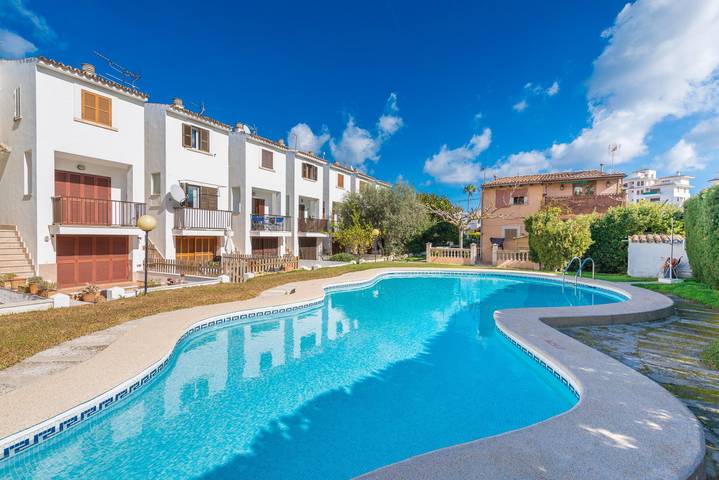 Ferienwohnung für 4 Personen, mit Terrasse und Pool - 1