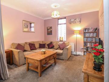 Log Cabin for 5 People in Great Yarmouth, Norfolk, Photo 1