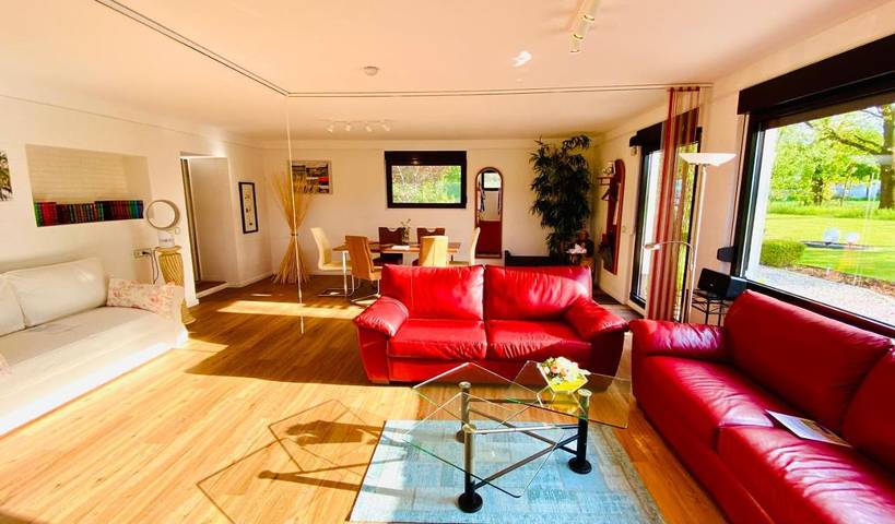 Ferienwohnung für 4 Personen, mit Balkon und Terrasse sowie Garten und Ausblick