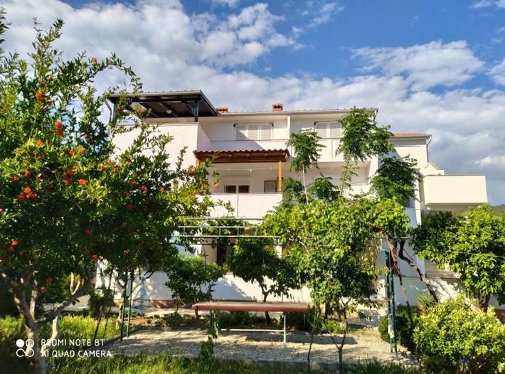 Ferienwohnung für 2 Personen, mit Meerblick in Banjol