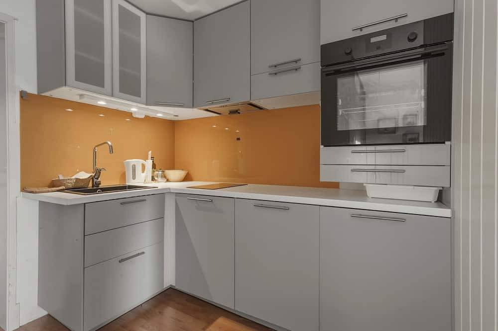 Ganze Wohnung, Apartment close to the city center for short- or long-term rental in Rønvik, Bodø