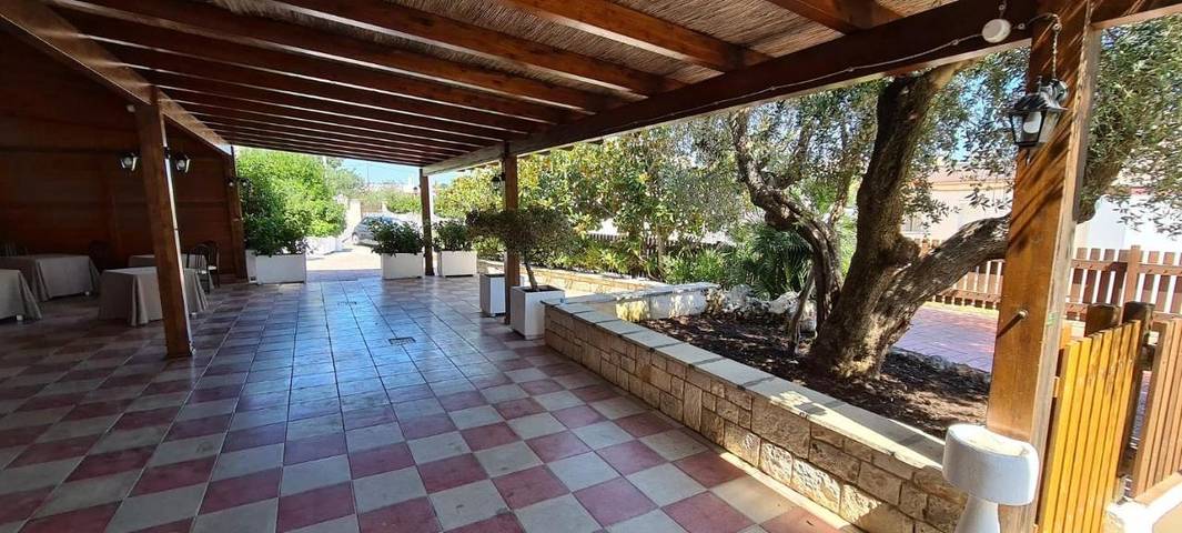 Chambre d’hôte pour 3 personnes, avec jardin et piscine, animaux acceptés