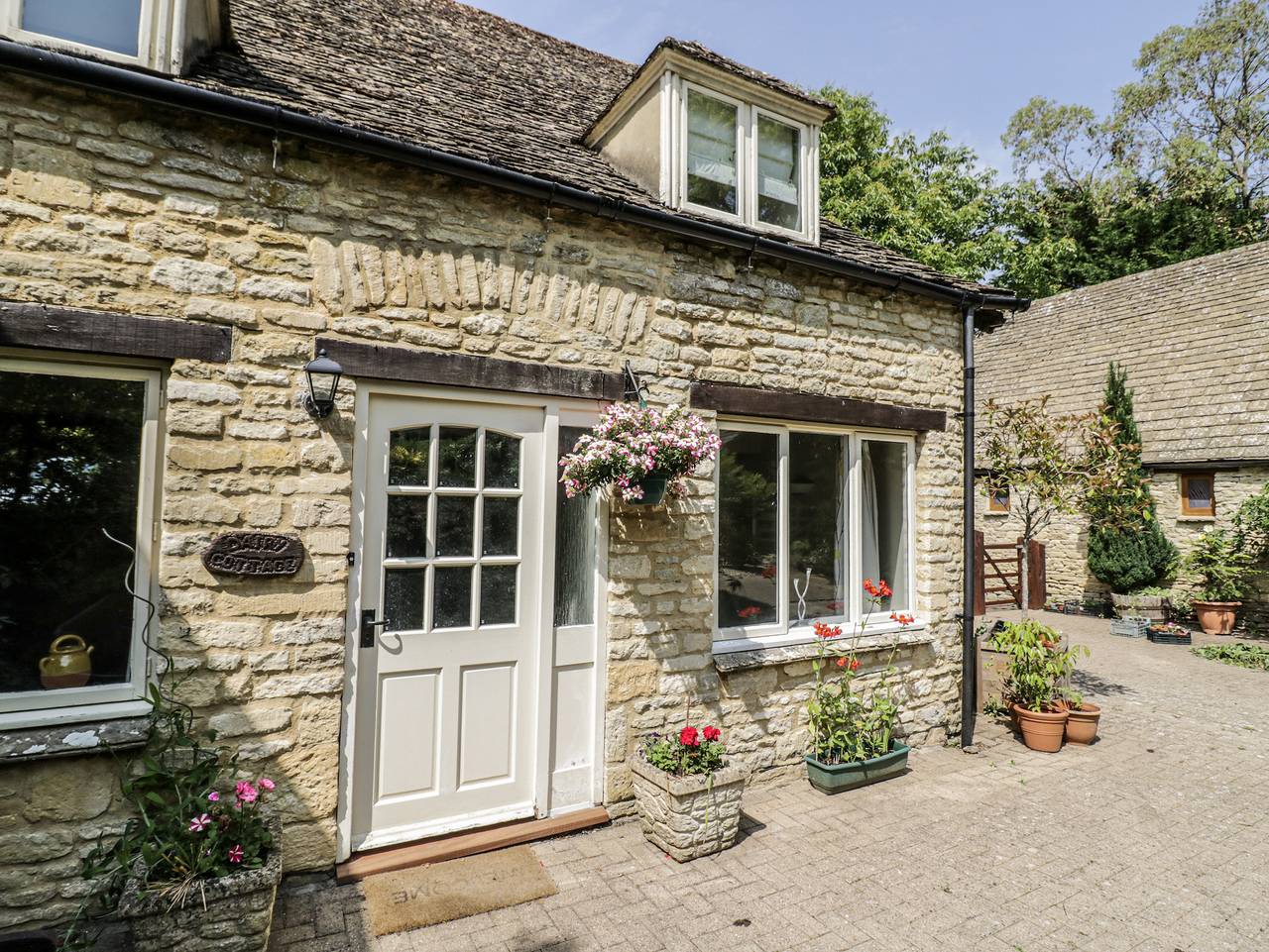 Dairy Cottage in Oxfordshire