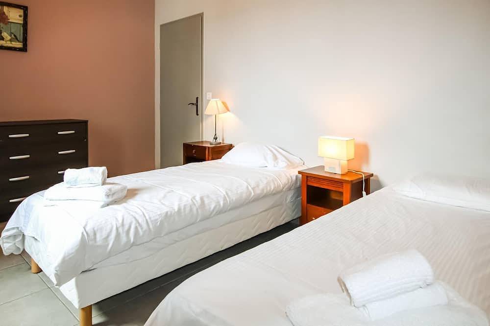 Gorgeous home in Privas with sauna in Privas