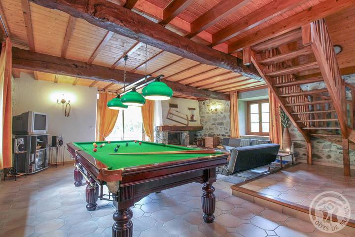 Gîte pour 6 personnes, avec jardin ainsi que terrasse et sauna à Estaing - 2