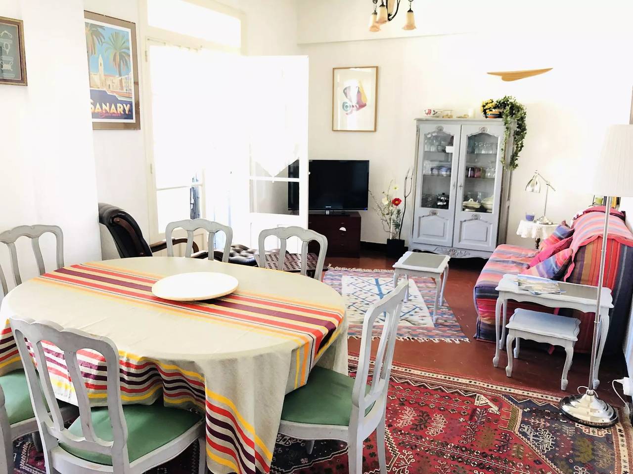 Appartement entier, Appartement climatisé 3 pièces 6 personnes - Budget in Sanary-sur-Mer, Côte méditerranéenne (France)