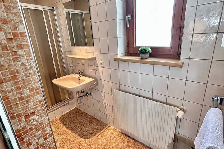 Chambre d’hôte pour 4 personnes, avec sauna à Warth - 4
