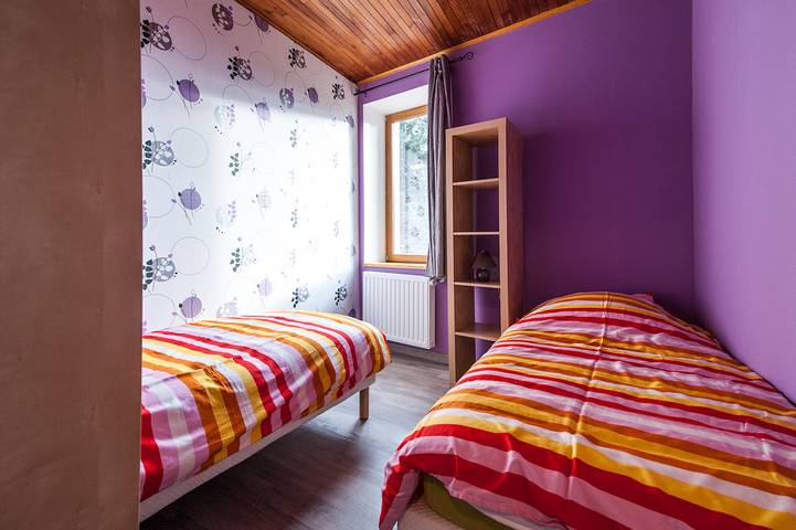 Gîte pour 6 personnes, avec jardin et terrasse, animaux acceptés dans Parc Naturel Régional du Pilat - 4