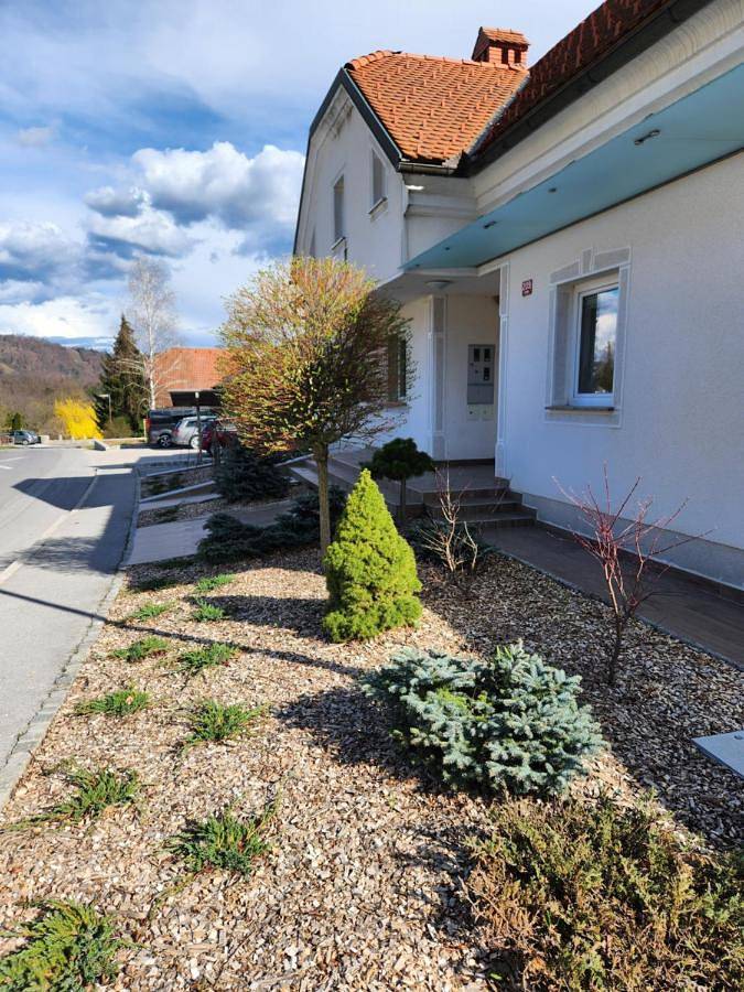 Ferienwohnung für 4 Personen, mit Garten und Ausblick - 1
