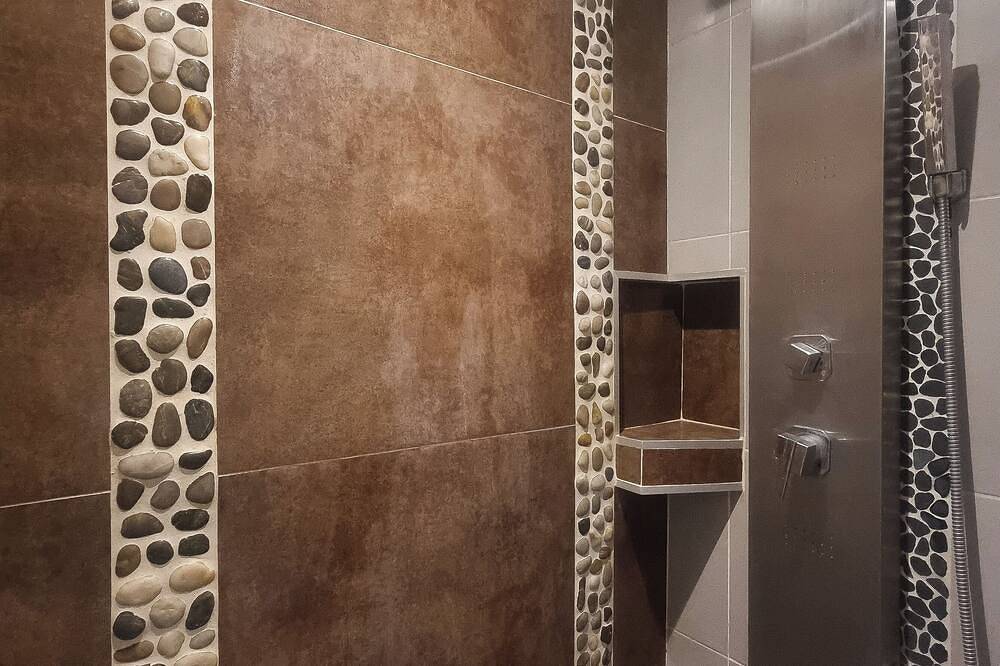 Appartement entier, Appartement situé a 10 Minut du centre de Paris ,ligne 14 direct pour l'aeroport in Clichy, Hauts-de-Seine