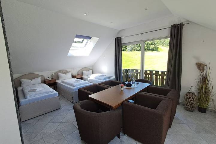 Ferienhaus für 6 Personen, mit Sauna und Balkon, mit Haustier