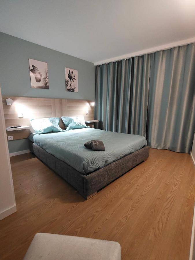 Gîte pour 5 personnes, avec vue et terrasse, animaux acceptés à Vila Flor - 2