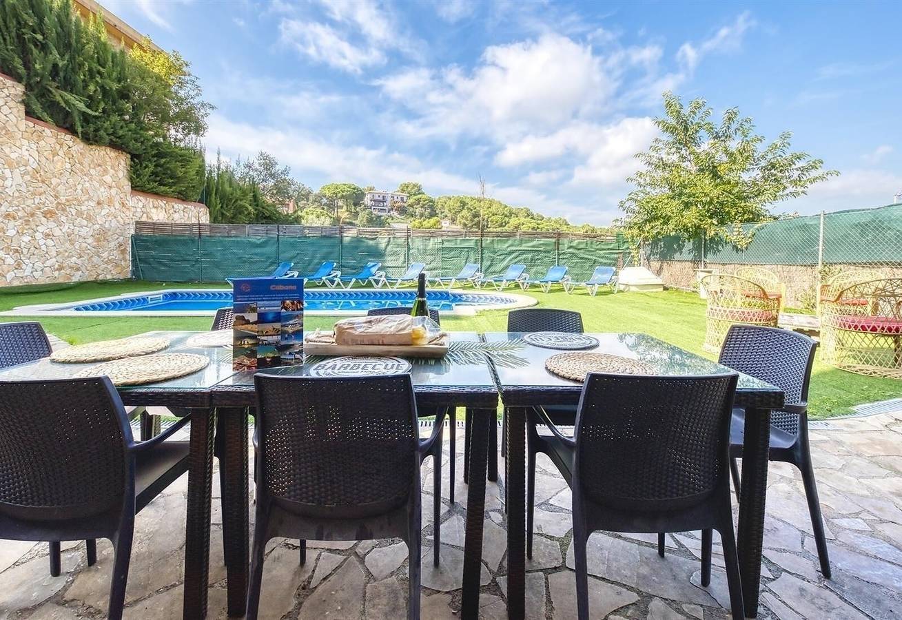 Villa "Costacabana - Nicky" with Private Pool & Wi-Fi in Sant Pere del Bosc, Lloret de Mar