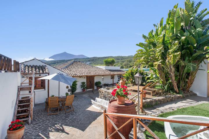 Apartamento entero, Vacaciones 'Casa Taoro' con Wi-Fi in El Tanque, Tenerife Norte