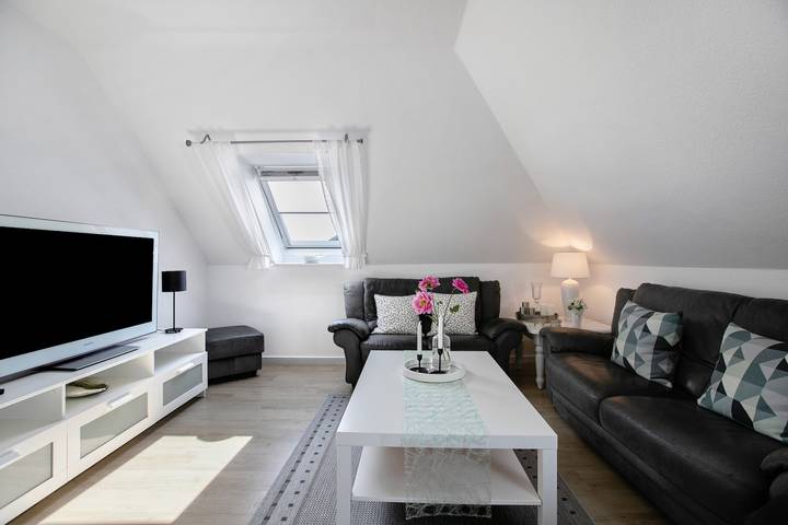 Hel lägenhet, Apartment 'Ferienwohnung Marita Carstensen' with Shared Terrace, Shared Garden and Wi-Fi in Viöl, Grünes Binnenland