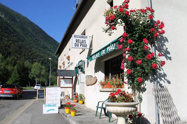 Hôtel pour 4 personnes, avec terrasse et vue