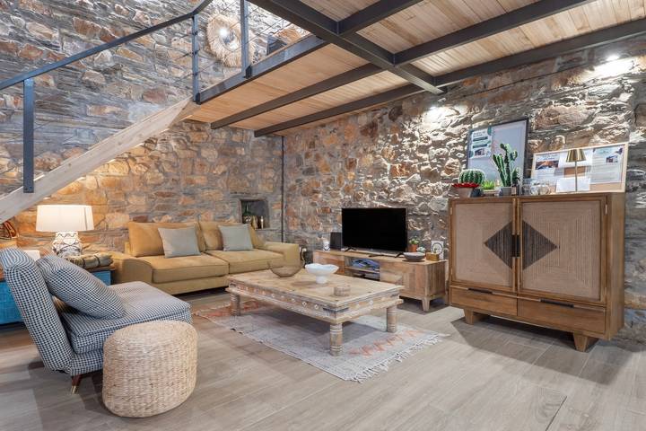 Casa Rural 'La Casita del Pajar' en El Bierzo, con Wifi in Vega de Espinareda, Cordillera Cantábrica