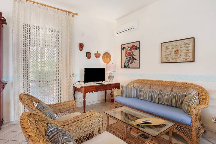 Villa 'Levante - Cornino' with Sea View, Wi-Fi and Air Conditioning in Cornino, Custonaci