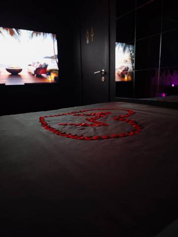 Hôtel pour 2 personnes, avec jacuzzi dans Montignies Sur Sambre