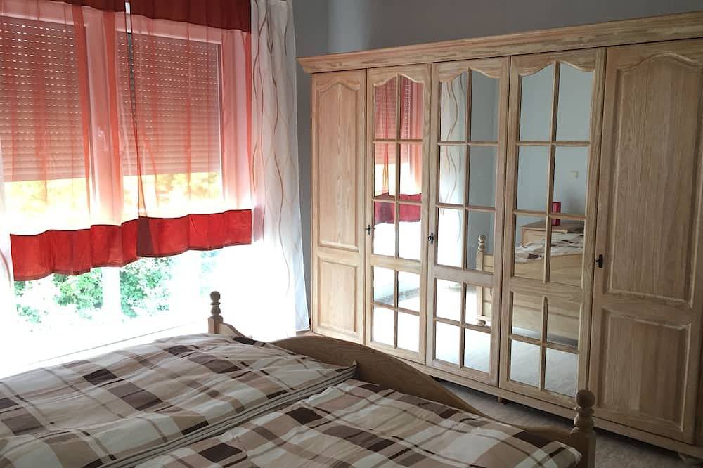 Appartamento intero, Appartamento \"bagno Leuker\" con 110m² per 3 persone al primo piano, il quarto persona possibile in Bad Schönborn, Kraichgau