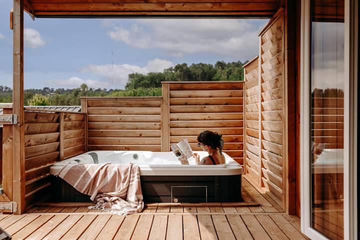 Location de vacances pour 4 personnes, avec piscine et bassin pour enfant ainsi que vue et jardin à Coux-et-Bigaroque - 4