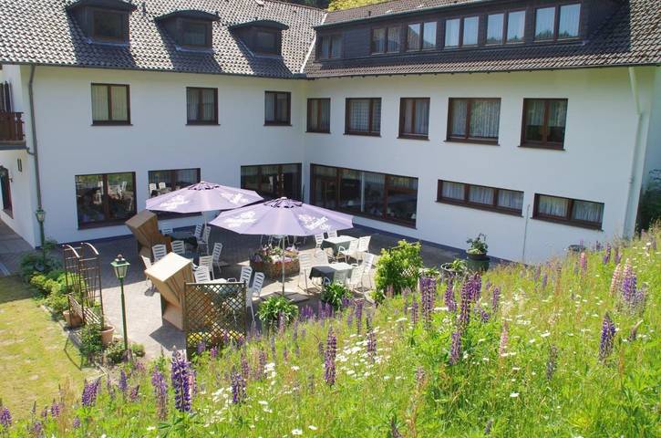 Hotel, mit Balkon und Terrasse sowie Garten in Georgsmarienhütte - 3