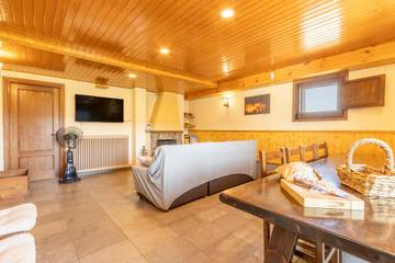 Apartamento para 15 Personas en Santa María de Marlés, Comarcas centrales, Foto 4