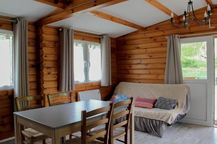 Gîte pour 4 personnes, avec jardin, animaux acceptés dans Montfroc - 2