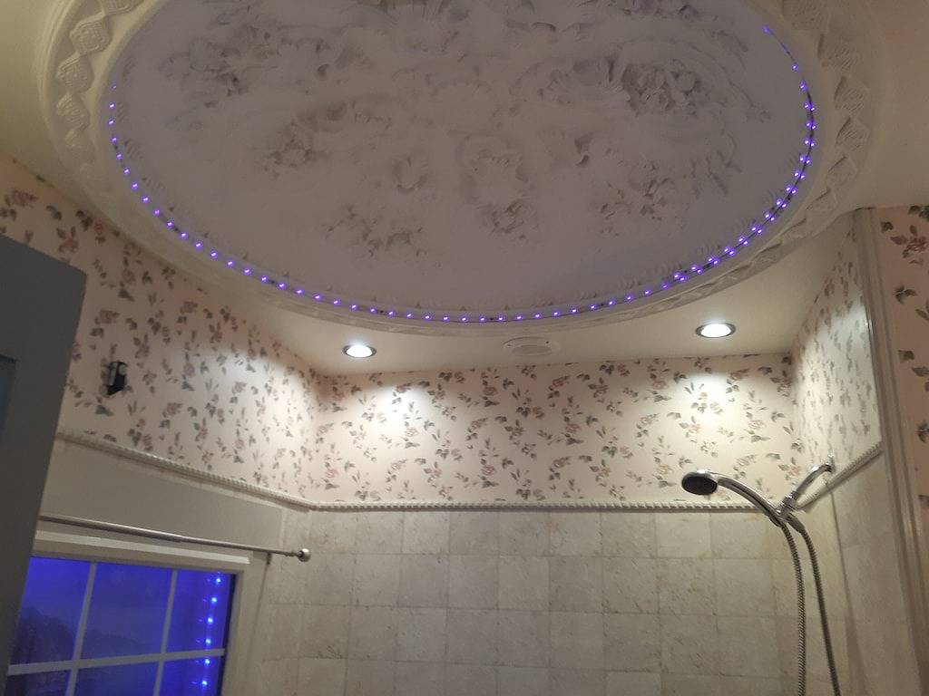 Ganze Wohnung, Alpenrose #2 Jacuzzi City Bar in New Albany, Indiana