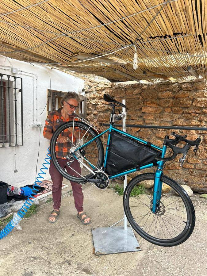 Bike Cueva - Badlands in Gorafe, Géoparc de Grenade